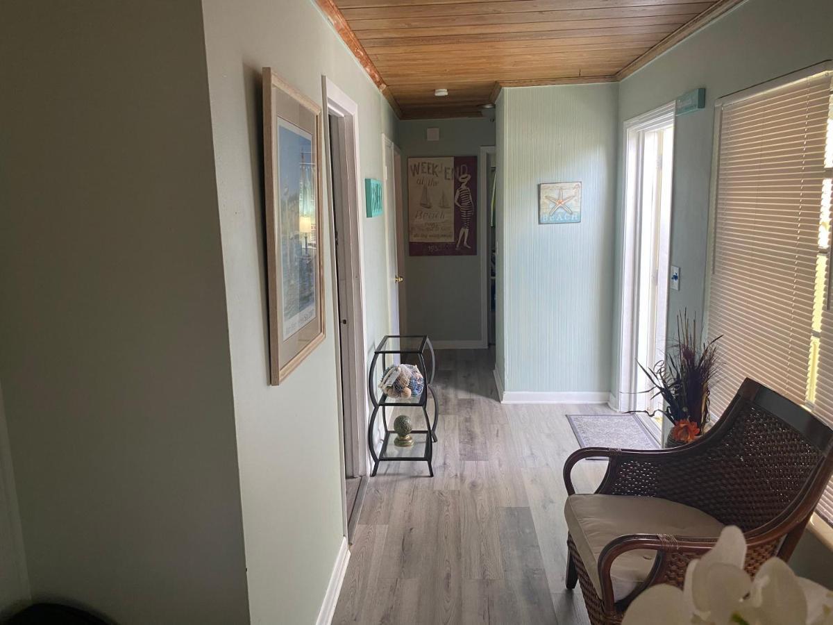 3 Bedroom House Fenced Backyard Private Patio Areas Grill Firepit Plenty Parking! Quick Access 10 Min To Beach Airport Delray West Palm Лейк-Уорт Экстерьер фото