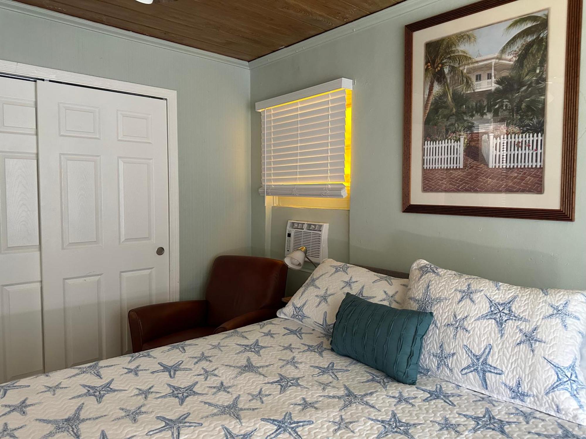 3 Bedroom House Fenced Backyard Private Patio Areas Grill Firepit Plenty Parking! Quick Access 10 Min To Beach Airport Delray West Palm Лейк-Уорт Экстерьер фото
