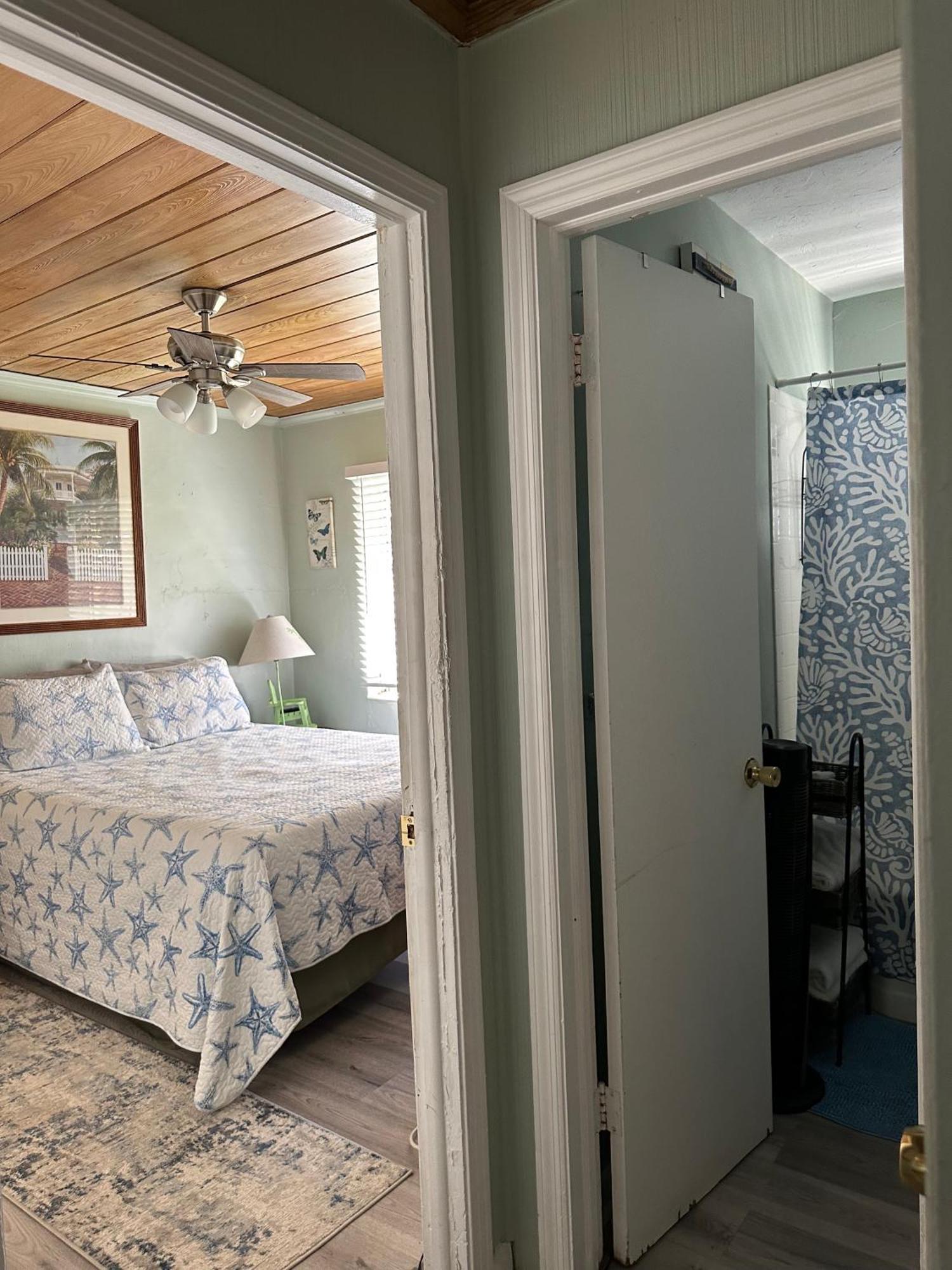 3 Bedroom House Fenced Backyard Private Patio Areas Grill Firepit Plenty Parking! Quick Access 10 Min To Beach Airport Delray West Palm Лейк-Уорт Экстерьер фото