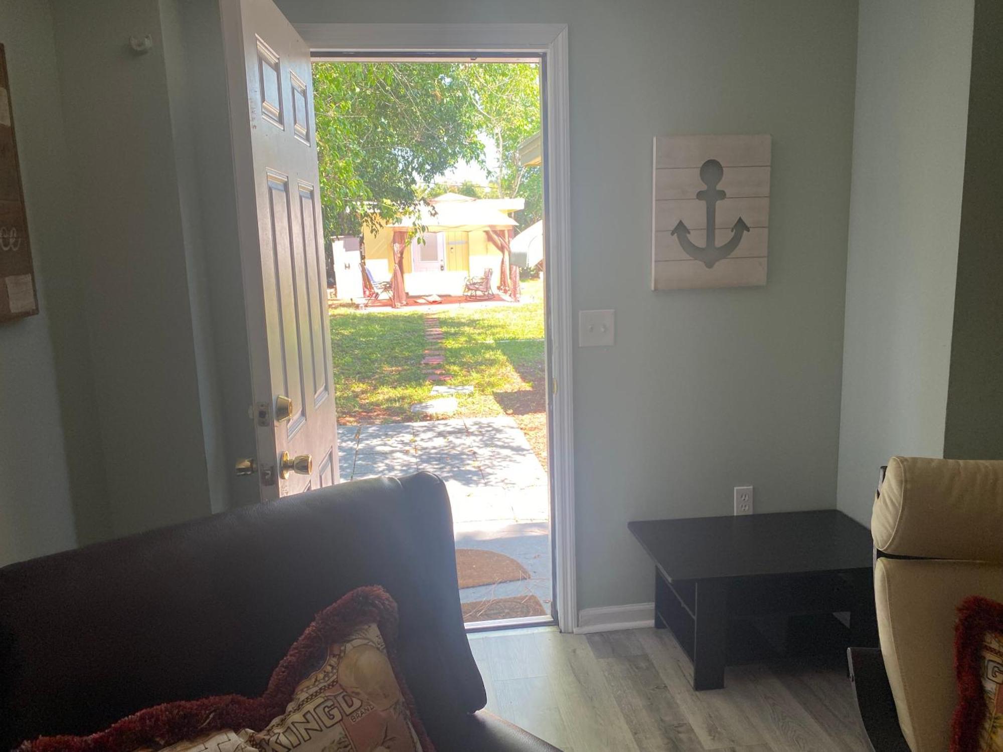 3 Bedroom House Fenced Backyard Private Patio Areas Grill Firepit Plenty Parking! Quick Access 10 Min To Beach Airport Delray West Palm Лейк-Уорт Экстерьер фото
