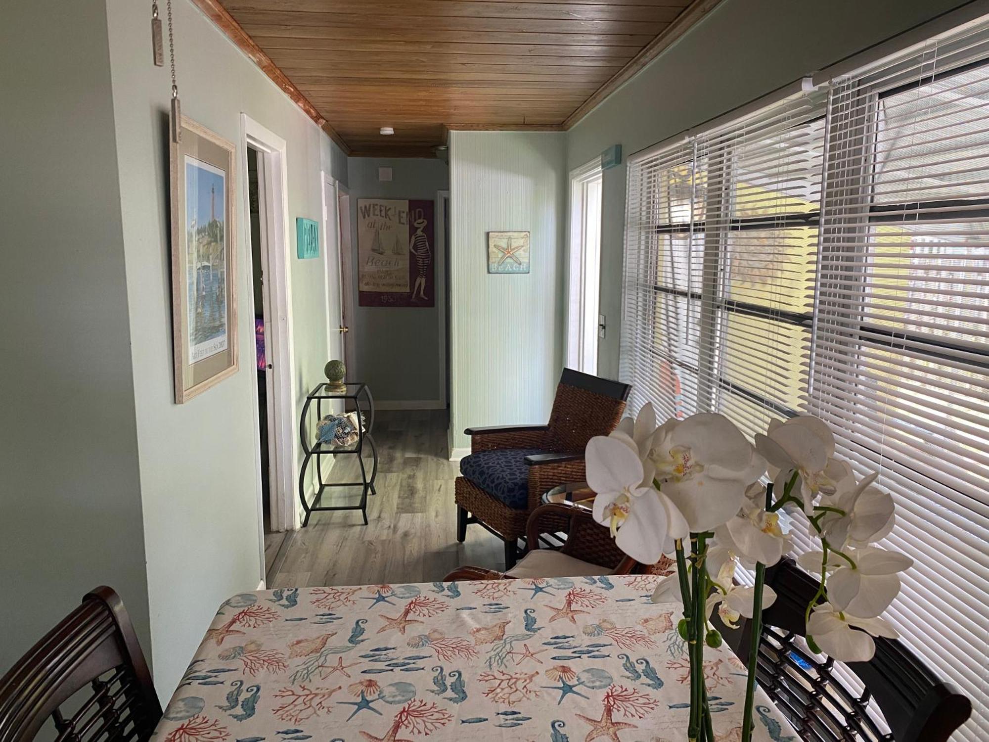 3 Bedroom House Fenced Backyard Private Patio Areas Grill Firepit Plenty Parking! Quick Access 10 Min To Beach Airport Delray West Palm Лейк-Уорт Экстерьер фото